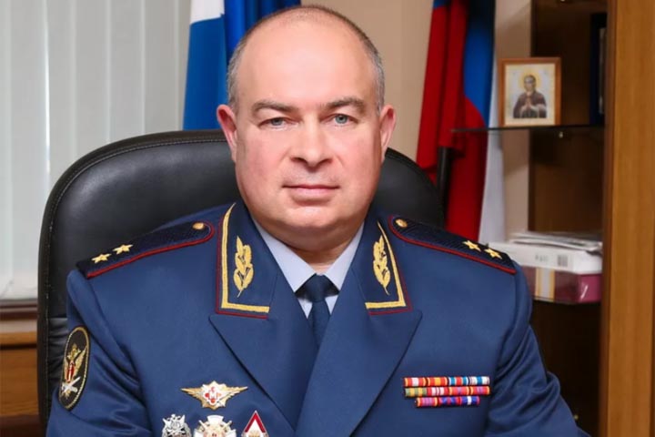 Путин присвоил служившему в Хакасии сотруднику ФСИН звание генерал-полковника